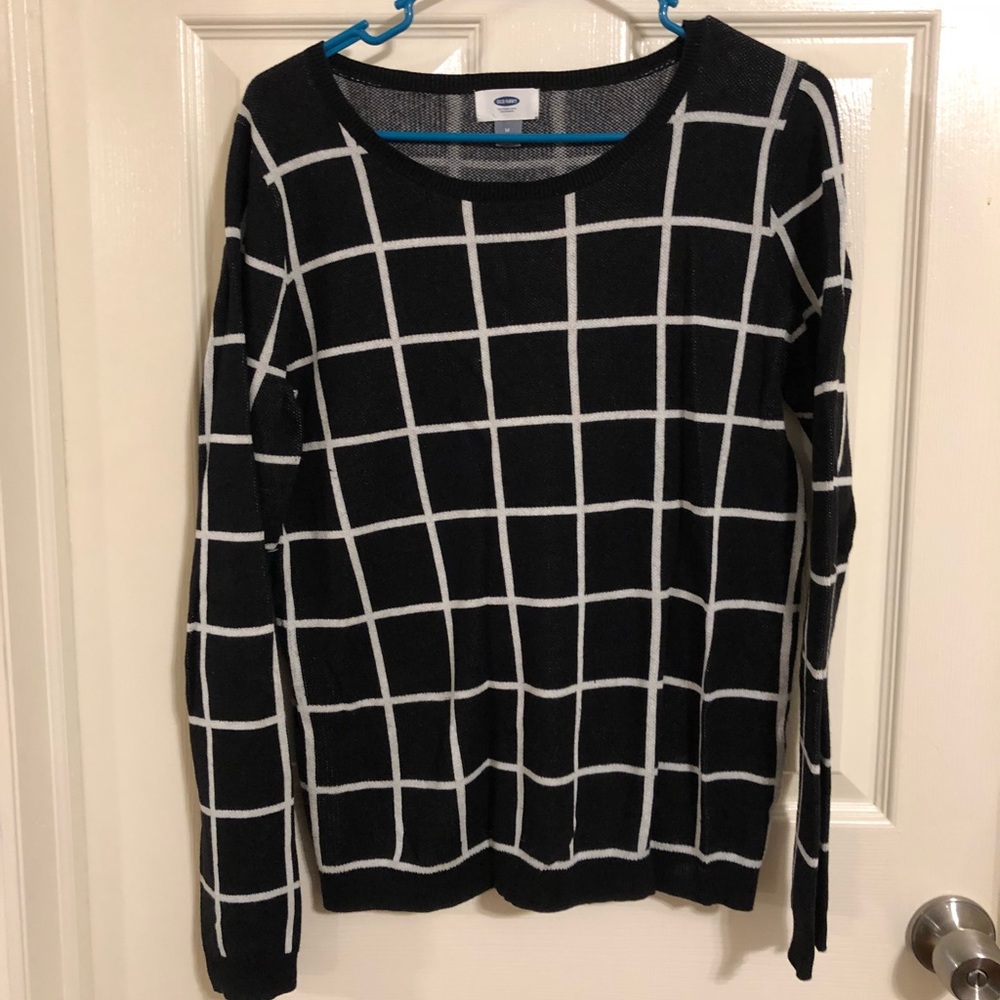 Old navy sweater